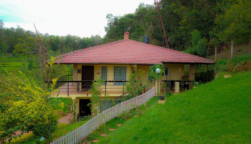 stone roof building stay of Cassiopeia kotagiri