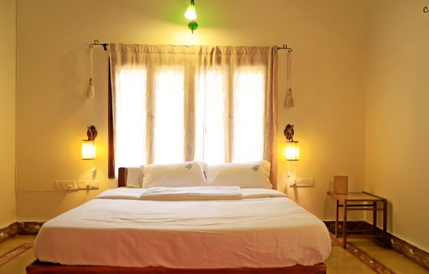 Luxurious, soft & elegant bed with full of lights in the farm house stay in Bangalore