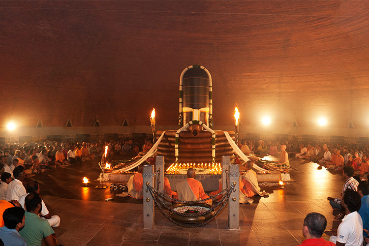dhaya linga temple in anaikatti stay